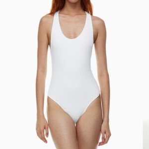 NWOT Babaton Aritzia White Contour Bodysuit Racerback with Thong Snap Closure